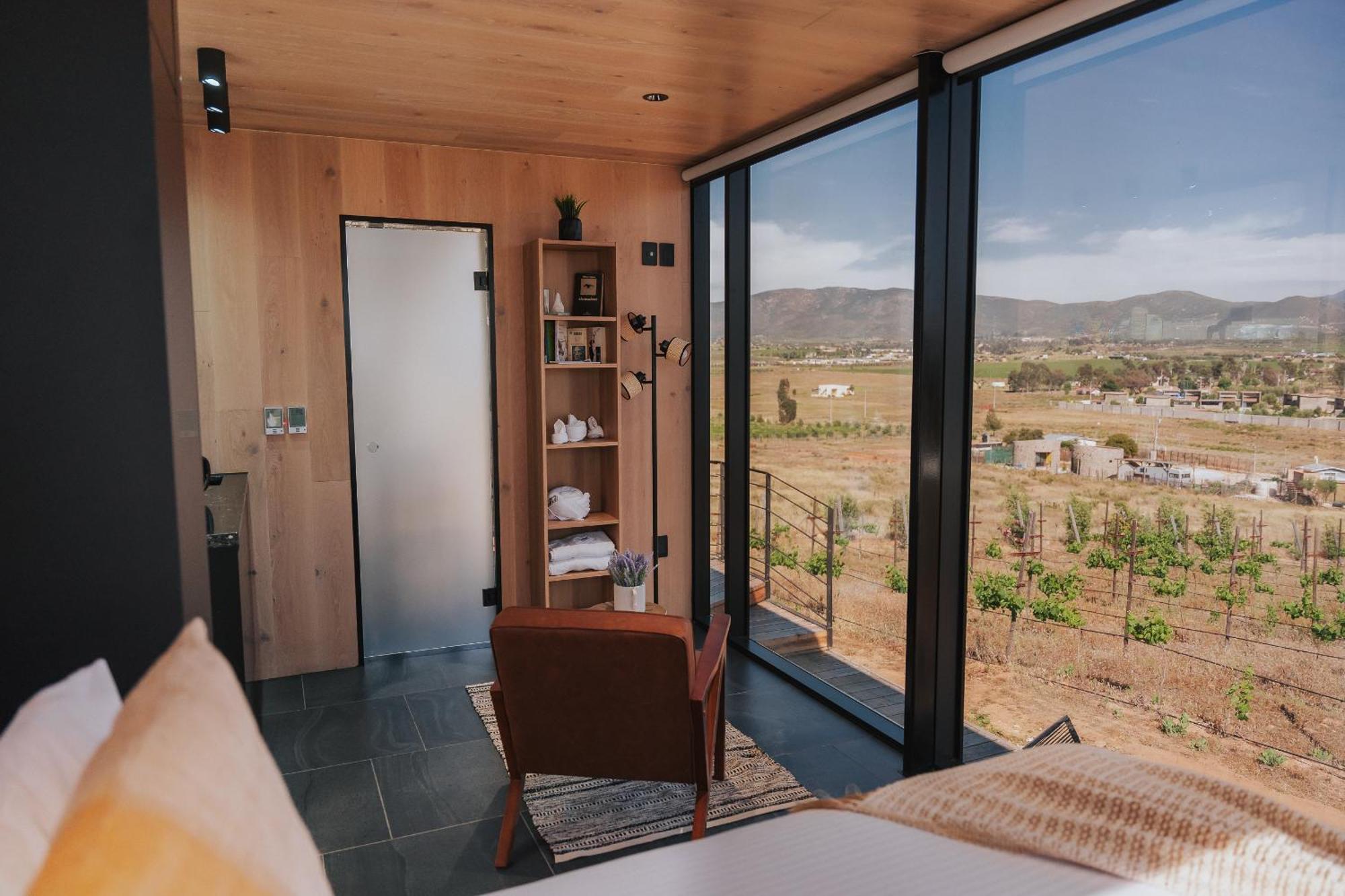 Bajo Estrellas Hotel Contemporaneo บาเย เด กัวลาลูเป ภายนอก รูปภาพ
